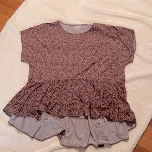 Chic soul empire waist longer in the back top.